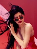 Kylie-Jenner-in-QUAY-X-Kylie-Sunglasses-Photoshoot-12