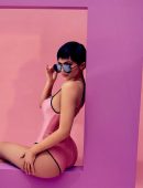 Kylie-Jenner-in-QUAY-X-Kylie-Sunglasses-Photoshoot-14