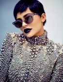 Kylie-Jenner-in-QUAY-X-Kylie-Sunglasses-Photoshoot-3