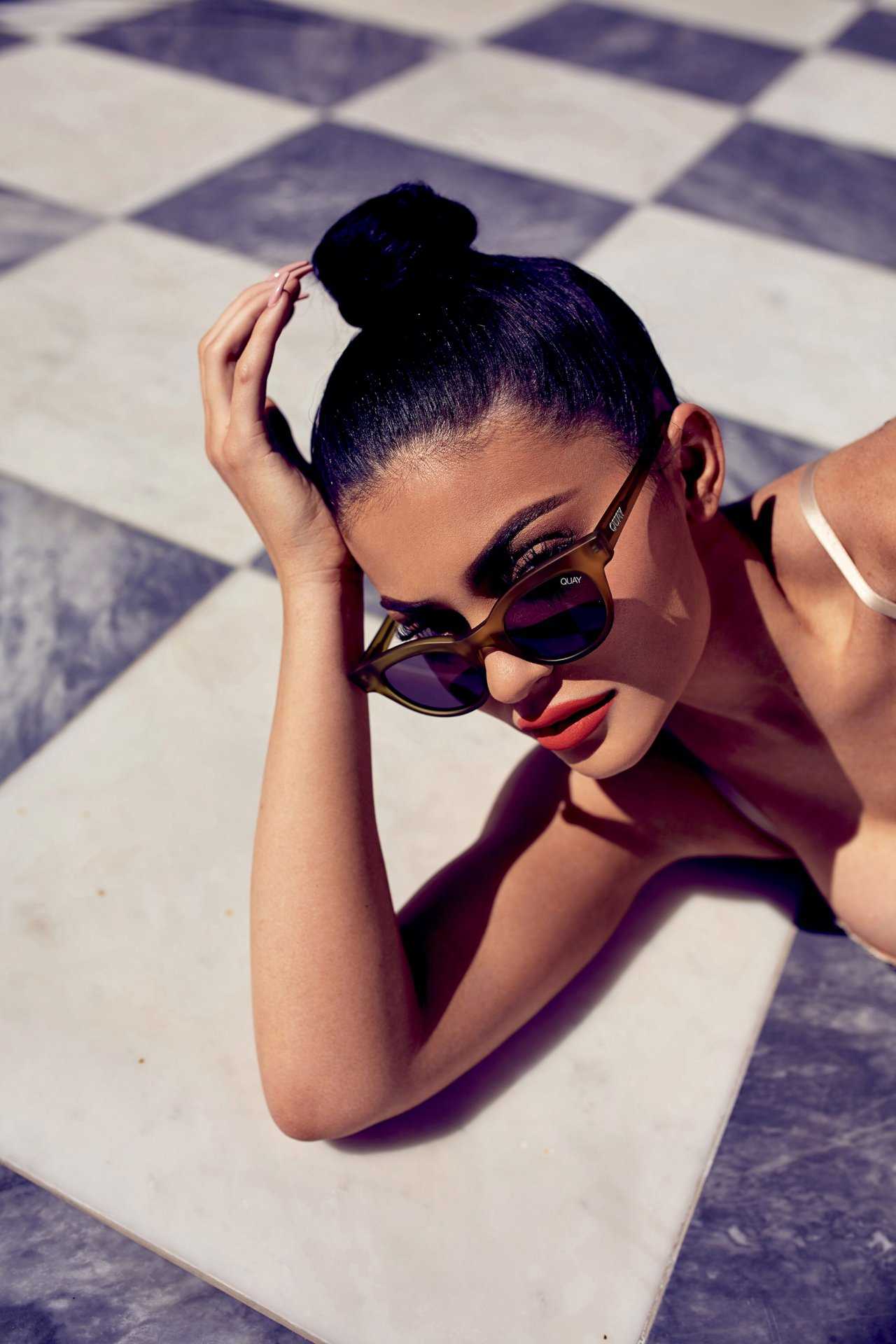 Kylie-Jenner-in-QUAY-X-Kylie-Sunglasses-Photoshoot-5