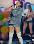 Miley Cyrus Performing at iHeartSummer '17 Weekend By AT&T, Day 2 in Miami