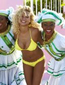 Rose Bertram – Sports Illustrated Swimsuit 2017 Photoshoot Outtakes