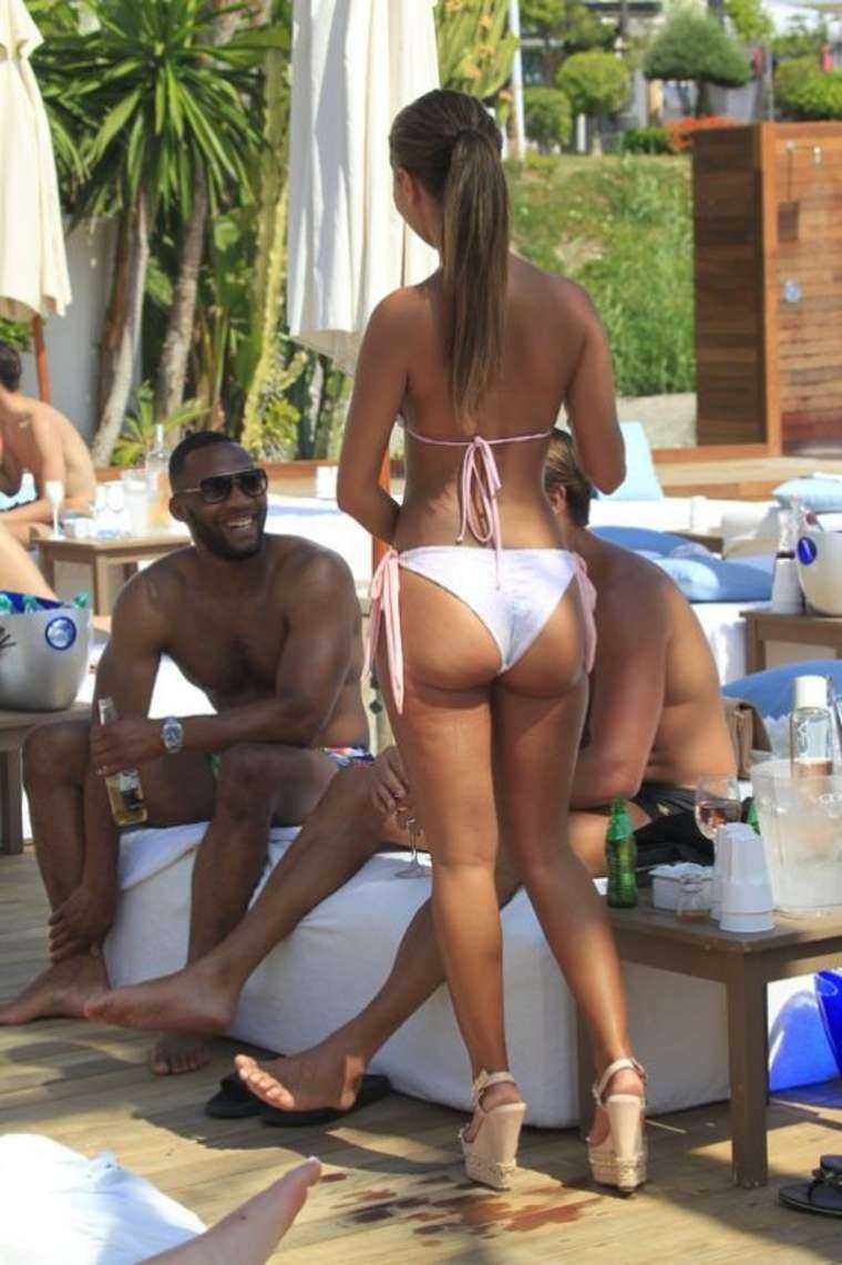 Yazmin-Oukhellou-in-Bikini-1
