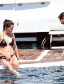 Adriana-Lima-in-Black-Bikini-405