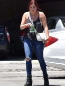 Ariel Winter Sideboob, Heads to the studio in Los Angeles