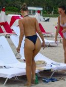 Bianca-Elouise-in-Swimsuit-808