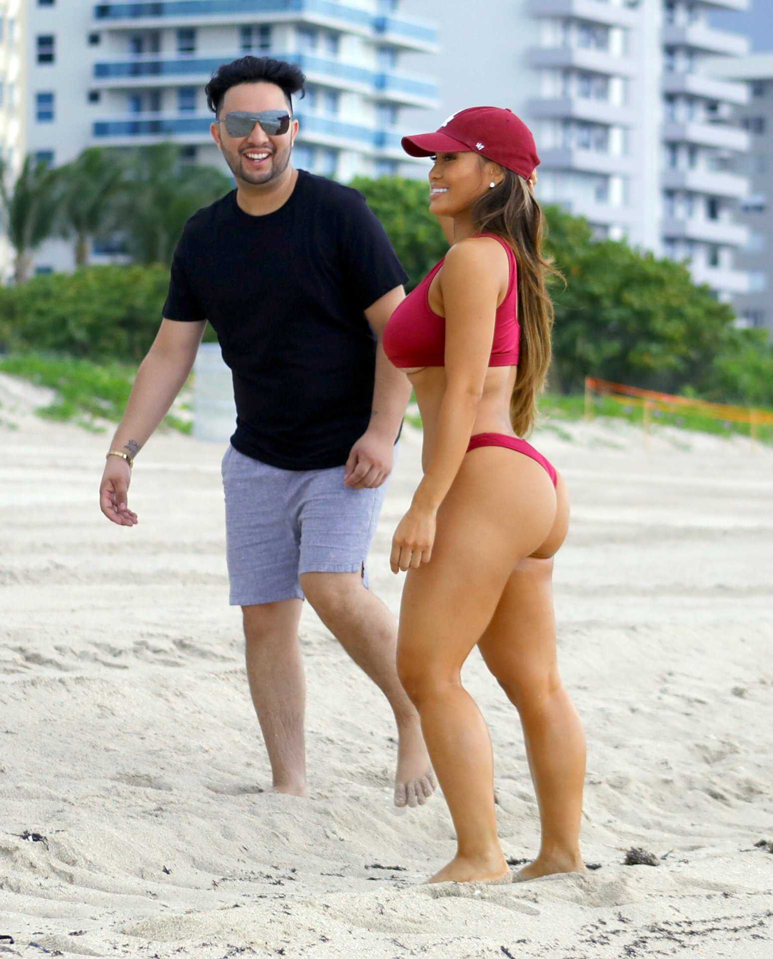 Daphne-Joy-in-Bikini-916