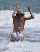 Eva-Longoria-in-Bikini-502
