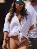 Eva-Longoria-in-Bikini-520
