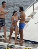 Eva-Longoria-in-Bikini-612