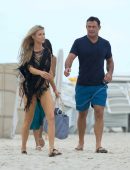 Joanna-Krupa-in-Bikini-354