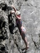 Katy-Perry-in-Bikini-208