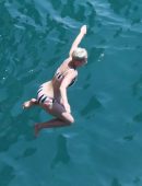 Katy-Perry-in-Bikini-220
