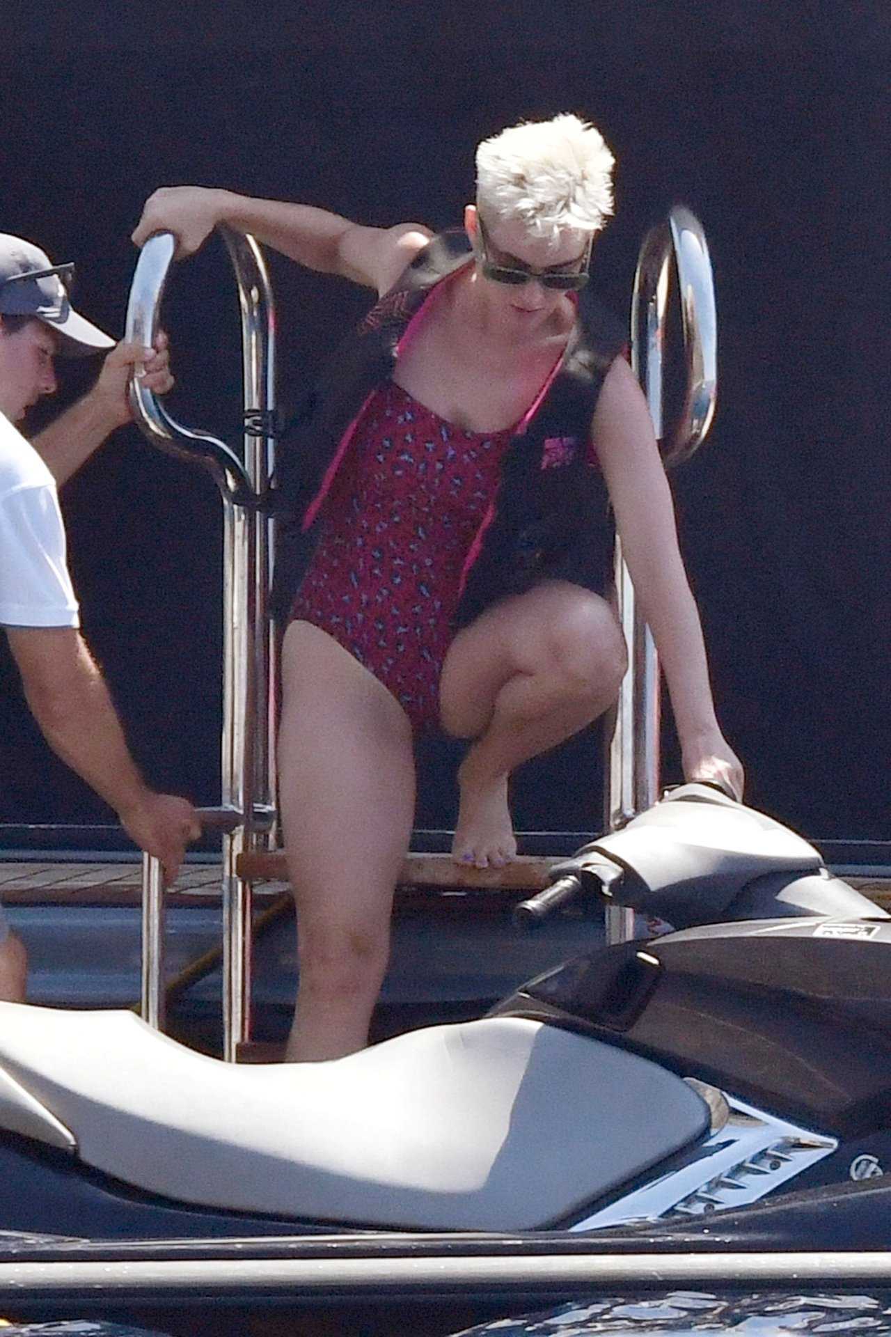 Katy-Perry-in-Red-Swimsuit-368