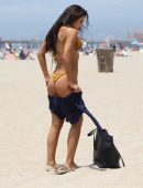 Krislian-Rodriguez-in-Bikini-514