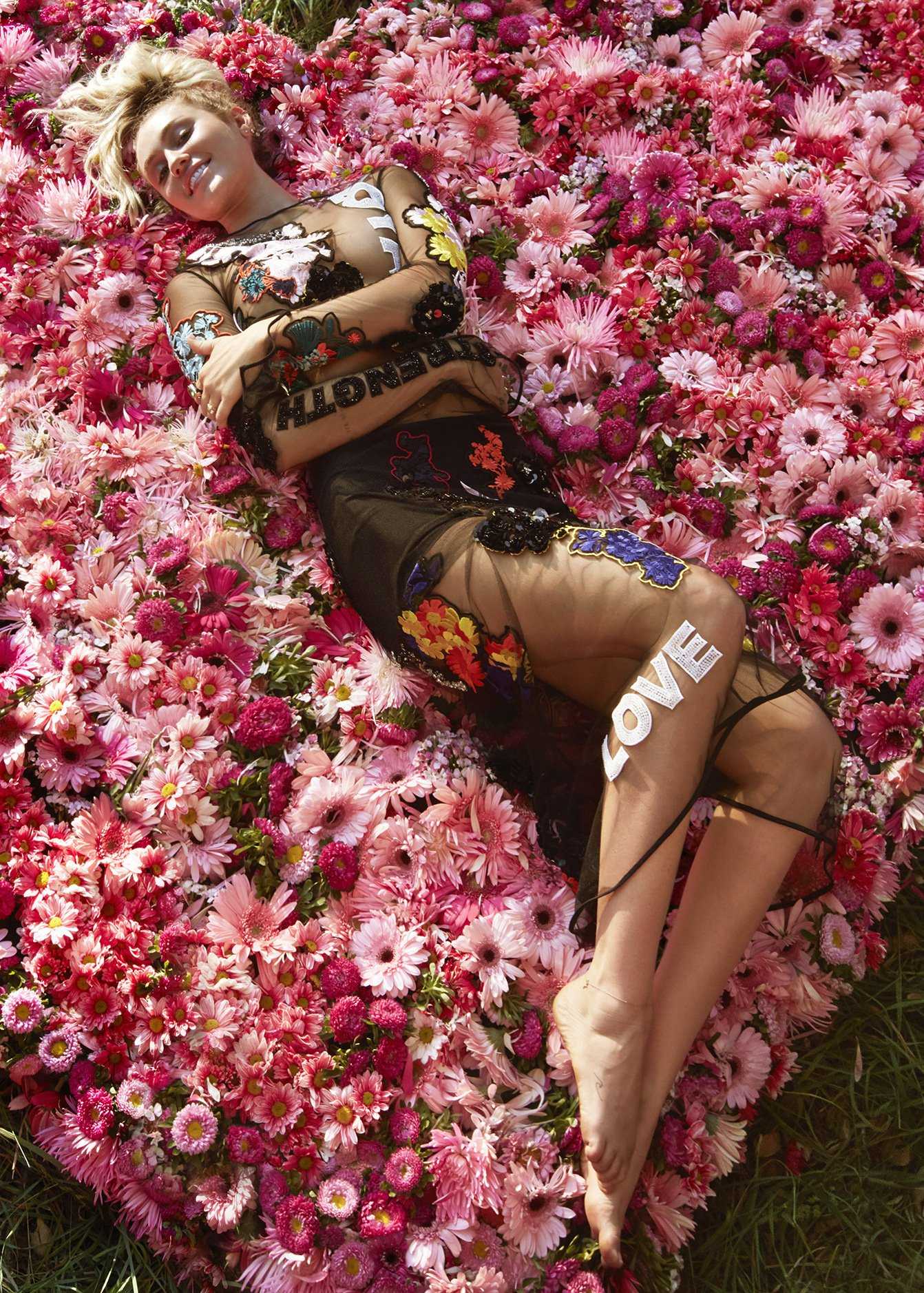 Miley-Cyrus-in-Harper’s-Bazaar-August-2017-5