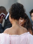 Rihanna-509