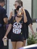 Vanessa-Hudgens-Leggy-561
