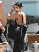 Vanessa-Hudgens-Sideboob-709