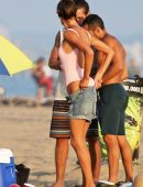 Alessandra-Ambrosio-in-Pink-Swimsuit-14