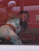 Ariel Winter Areola, Out in Los Angeles
