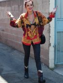Bella Thorne Out and About in Sherman Oaks