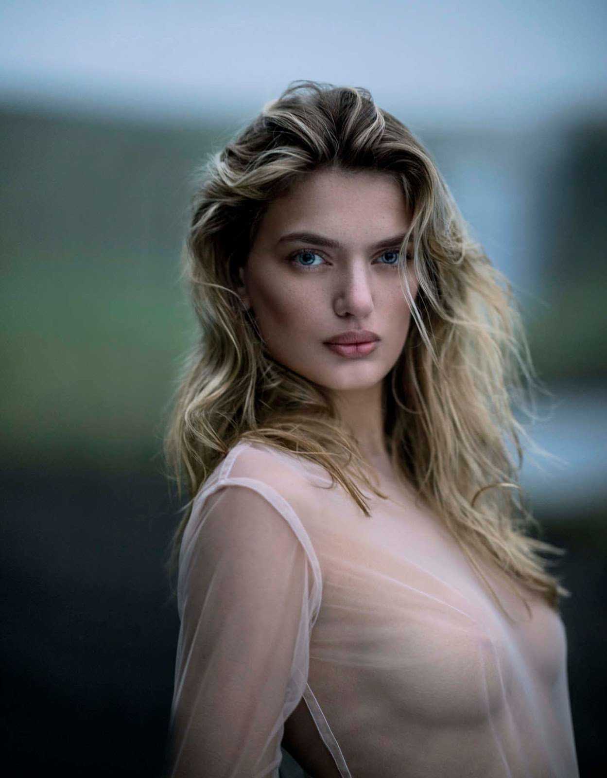 Bregje-Heinen-in-Maxim-Magazine-Photoshoot-September-2017-9