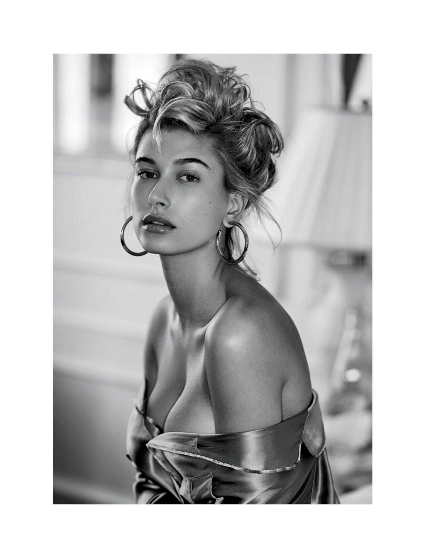Hailey-Baldwin-in-Maxim-Mexico-August-2017-7