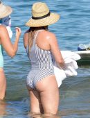Hilary Duff Booty in Swimsuit in Hawaii