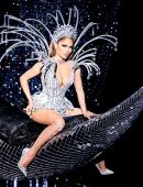 Jennifer-Lopez-Paper-Magazine-Photoshoot-2017-9