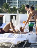 Lola Ponce – Bikini Candids in Miami