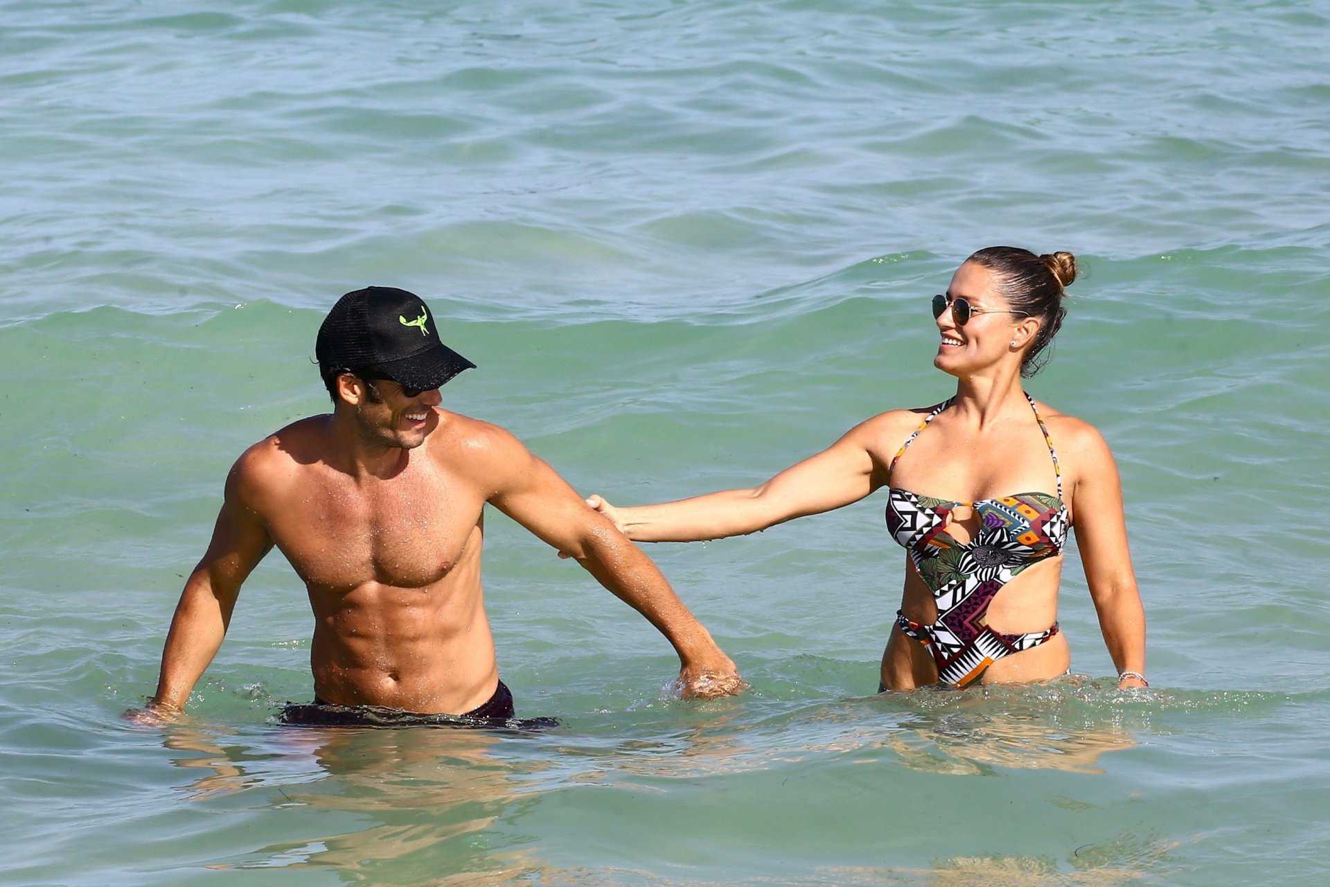 Lola-Ponce-in-Bikini-8