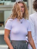 Nina-Agdal-608