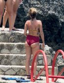 Rita-Ora-in-Bikini-in-Jamaica-1