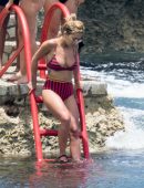 Rita-Ora-in-Bikini-in-Jamaica-6