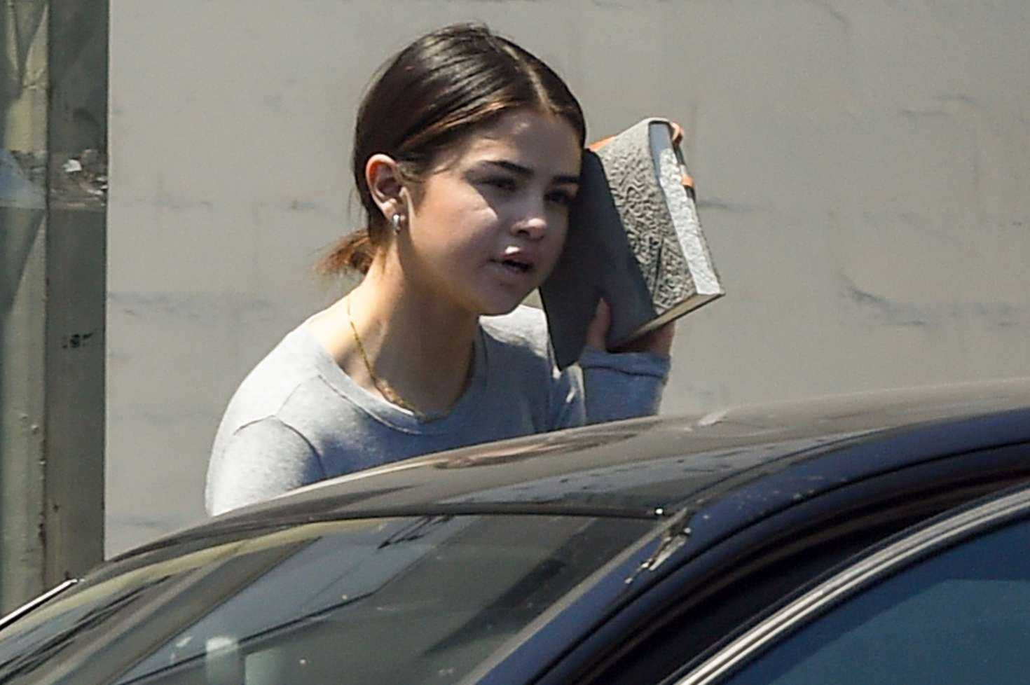 Selena-Gomez-509