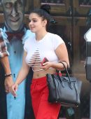 Ariel-Winter-Boobs-609