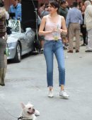 Selena-Gomez-on-Movie-Set-5