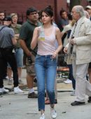 Selena-Gomez-on-Movie-Set-7