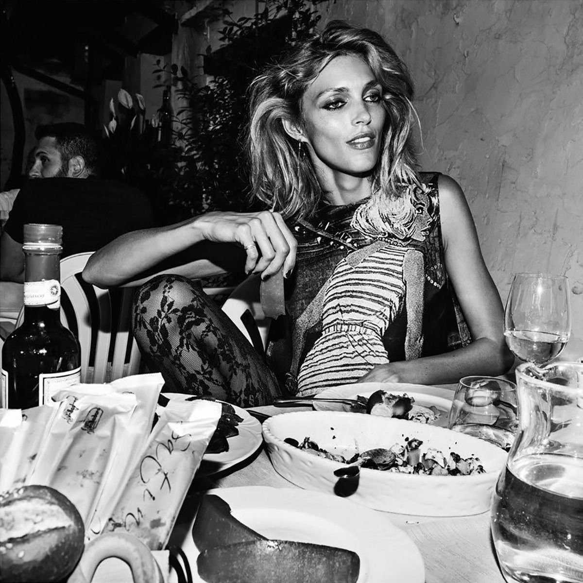 Anja-Rubik-in-Vogue-Paris-Magazine-Photoshoot-November-2017-11