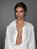 Emily-Ratajkowski-152