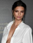 Emily-Ratajkowski-154