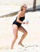 Jodie-Kidd-in-Swimsuit-503