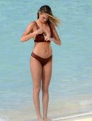 Kate-Upton-in-Bikini-and-Swimsuit-5