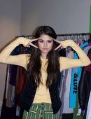 Selena-Gomez-Personal-Pics-923