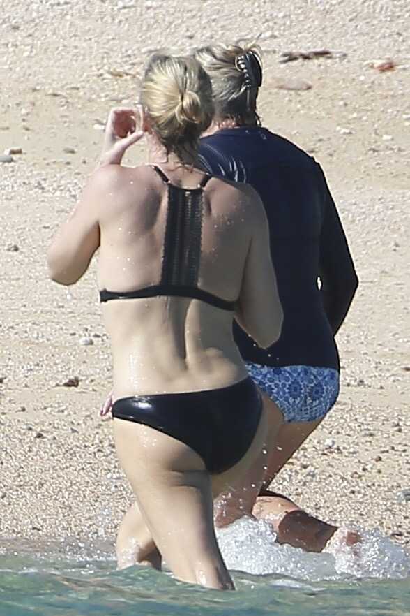 Charlize Theron in Bikini at the Beach in Los Cabos
