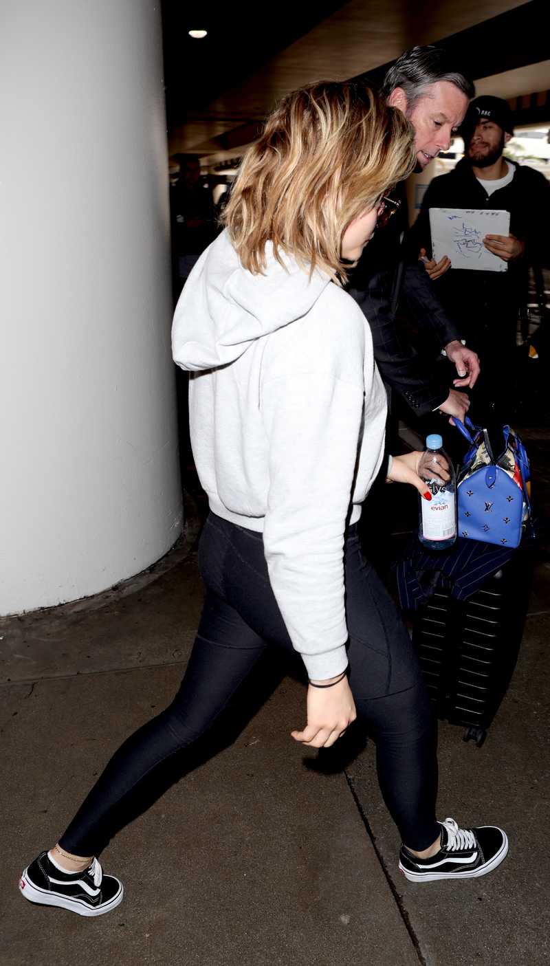 Chloe Grace Moretz - Arriving at LAX