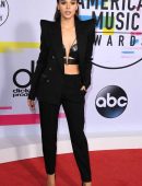 Hailee Steinfeld at 2017 American Music Awards in LA