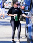 Hilary-Duff-Booty-508