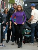 Jennifer Lopez waves Fans on the Set of 'Second Act' Filming in Queens in NYC
